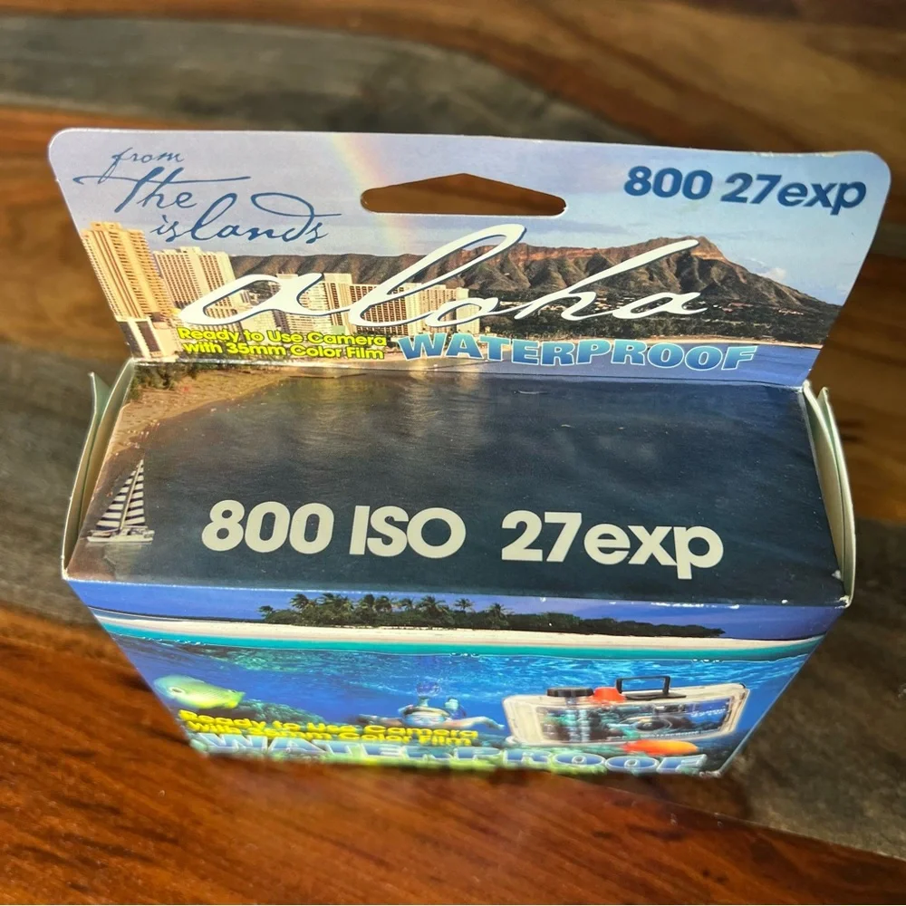 New In Box 35mm Underwater Disposable Waterproof Camera Aloha Brand 800 26 exp